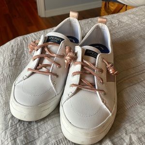 Sperry slip on tennis shoes